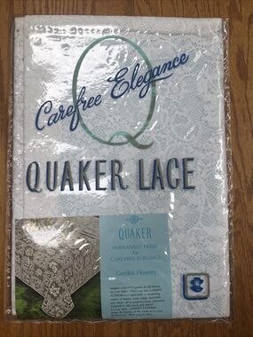 Vtg Quaker Lace Elegance  Tablecloth (1084) Round 70” Original Pkg